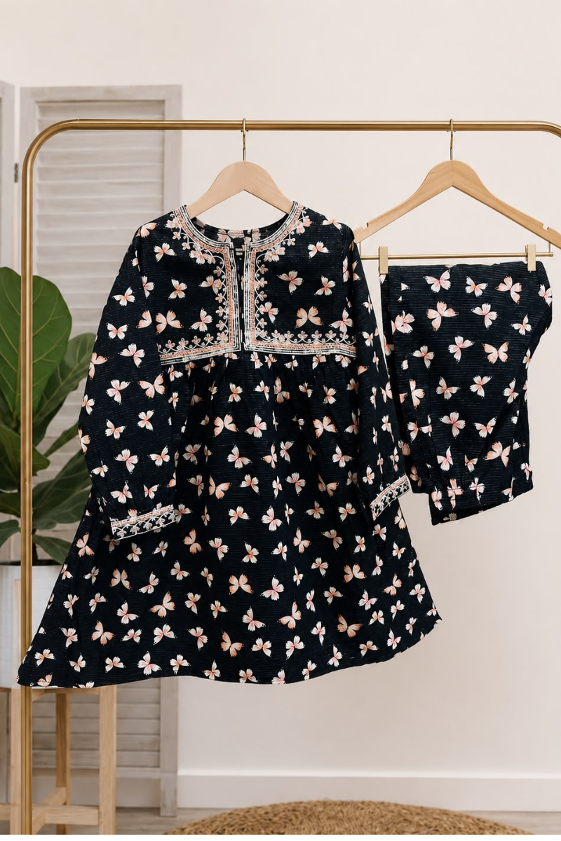 Butterfly Bloom Black